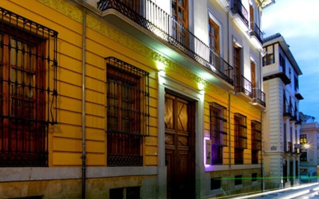 Отель Marquis Hotels Portago вид на фасад