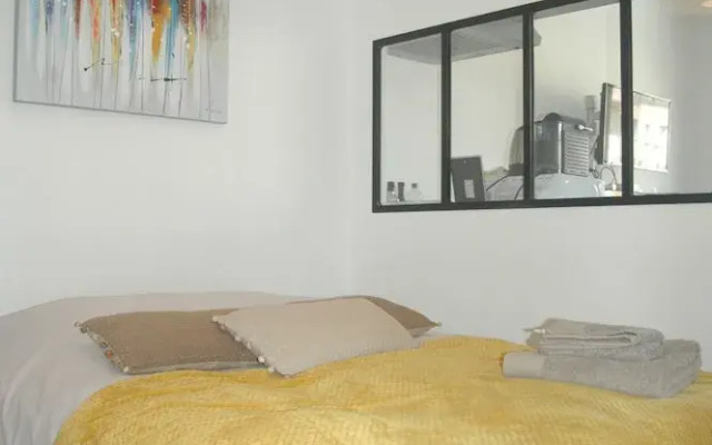 T1 bis palais de justice apartment