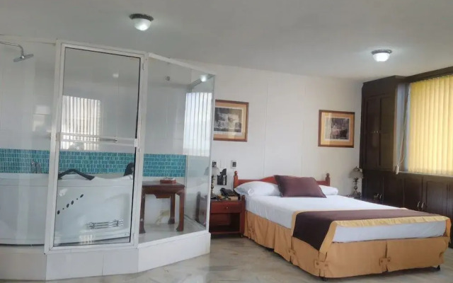 Hotel Ribera Del Rio Av 2N