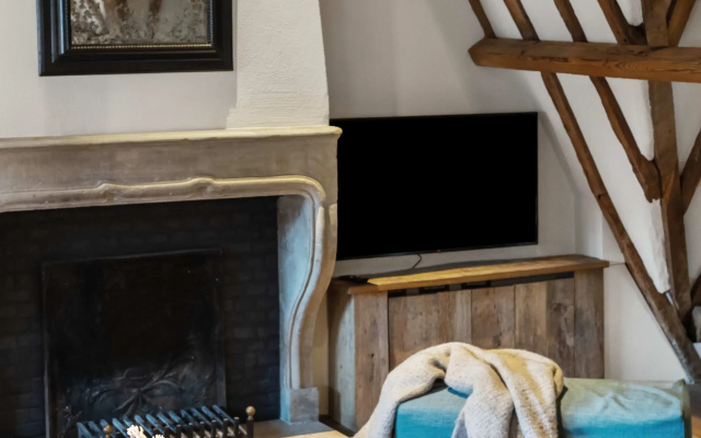 Beautiful and authentic penthouse in Bruges center