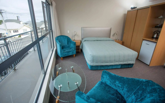 Airport Motor Lodge