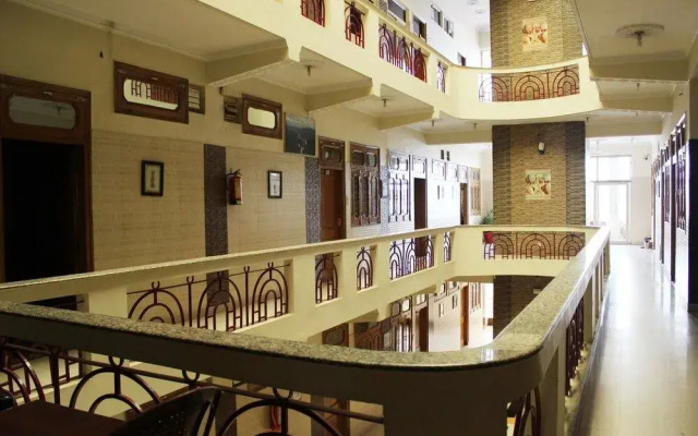 OYO 1946 Hotel Vinayak