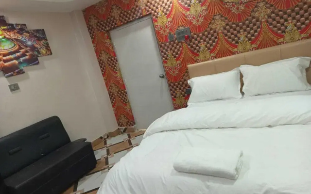 Hotel Dev Inn