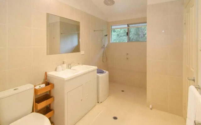 Acacia Chalets