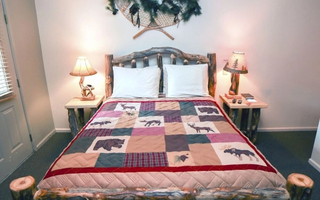Fawn Valley Inn: 106 Condo