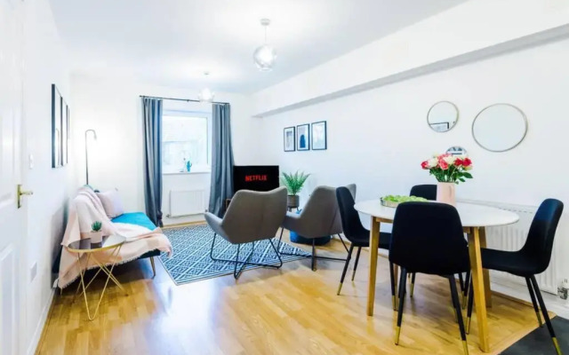 Paladine Place Serviced Apartment Coventry