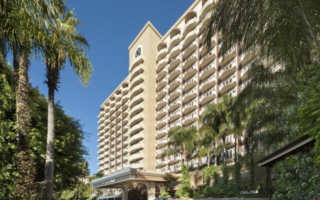 Отель Four Seasons Los Angeles at Beverly Hills вид на фасад