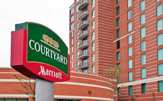 Отель Courtyard by Marriott Ottawa East Канада, Оттава - отзывы, цены и фото номеров - забронировать отель Courtyard by Marriott Ottawa East онлайн вид на фасад