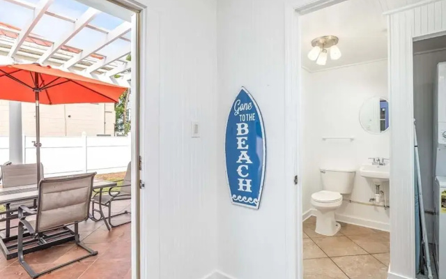 Bikini Bottom by Tybee Vacation Rentals