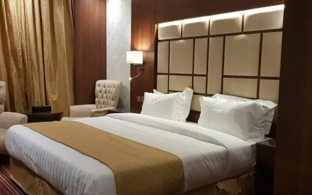 Taleen Al Hamraa Hotel