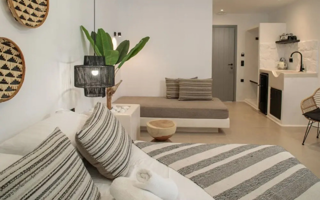 Naxos Green Village Hotel