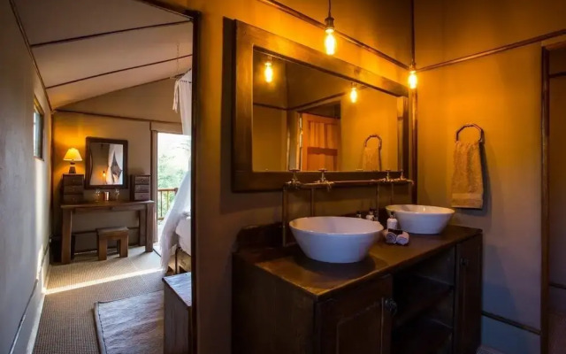 Vuyani Lodge