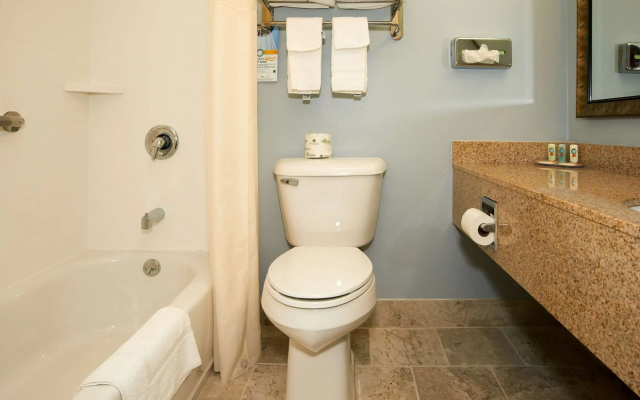 Quality Inn Bourne - Cape Cod
