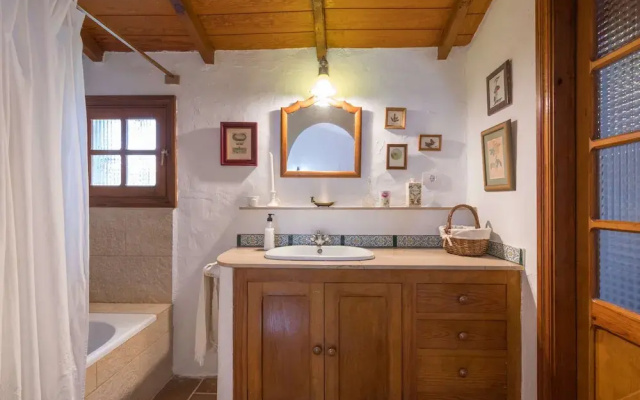 Casa Vacacional con Piscina en Caideros
