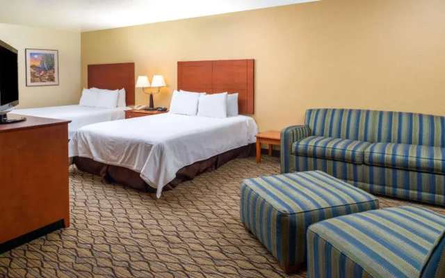 Days Inn and Suites Scottsdale