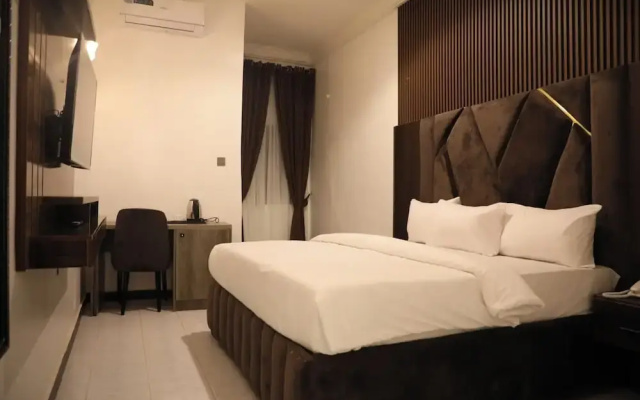Pamoo Hotel