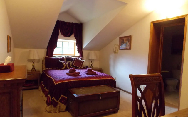 7 Gables Inn & Suites