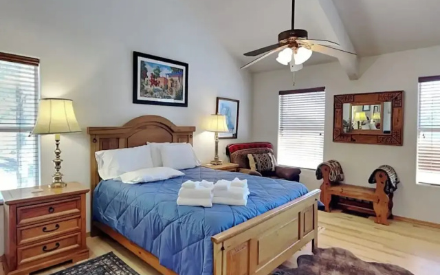East Mountain View by Ruidoso Vacation Rentals