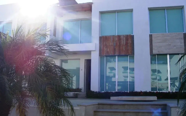 LAS Villas