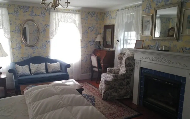 Harpswell Inn