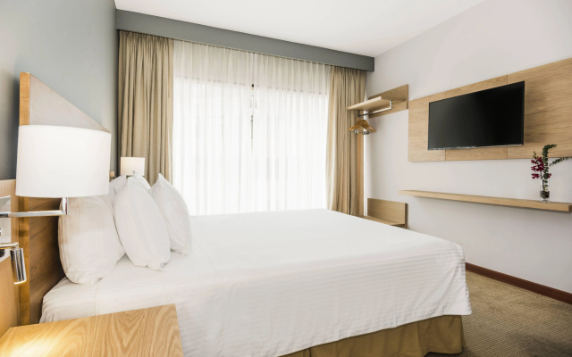 Doubletree By Hilton Bogota Calle 100,Co