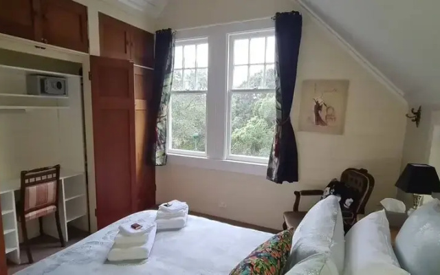 Dovecote House Bed and Breakfast