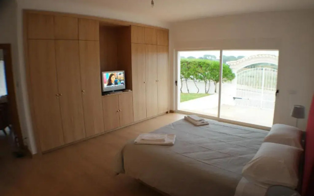 Casa do Mar by Laranjal Rentals