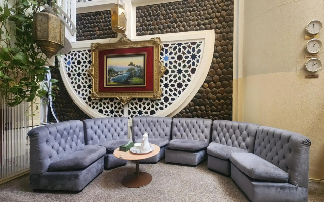 Qurum Beach Hotel