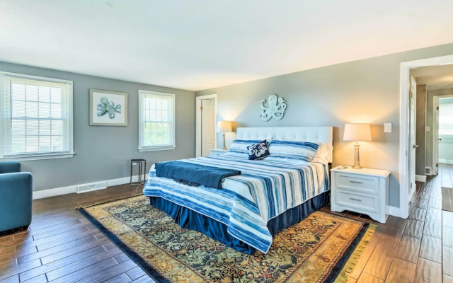 Fantastic Plymouth House w/ Deck & Ocean Views!
