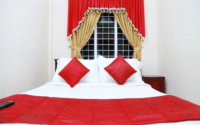 Oyo 15548 Mackal Residency