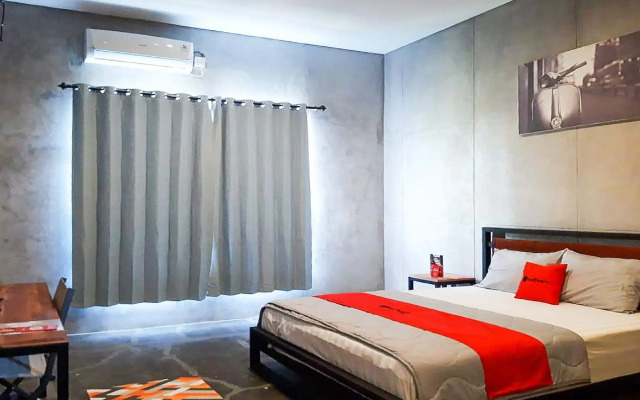 RedDoorz Syariah near Lombok Epicentrum Mall