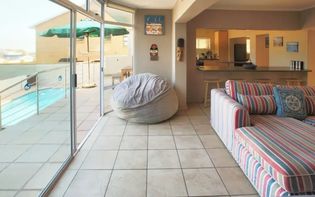 Tasties' Langebaan 8 Sleeper