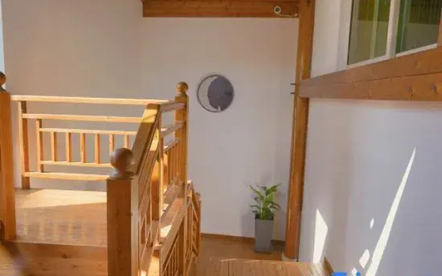 Mount Huangshan Guju Home stay (Chengkan Ancient Town Store)