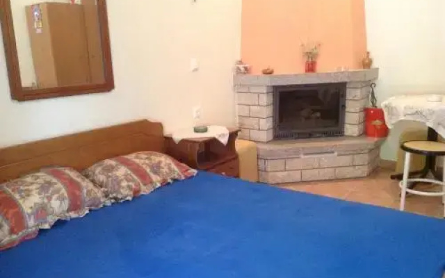 Guesthouse Kastanias
