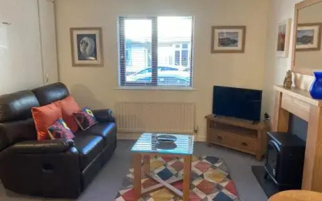 Chaucer Lodge Apt 1