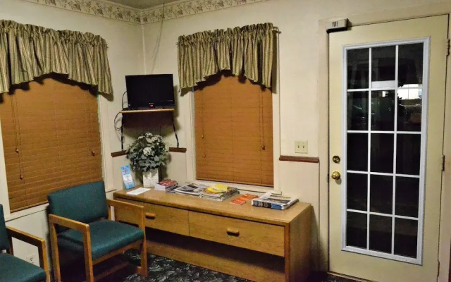 Innkeeper Motel