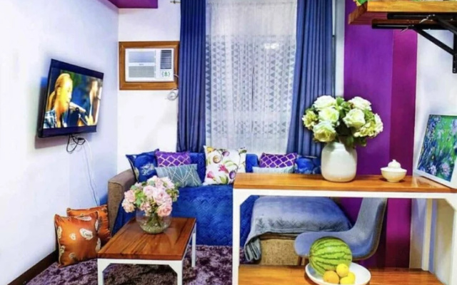 Romantic Purple 1-bedroom 5-8 pax in CDO