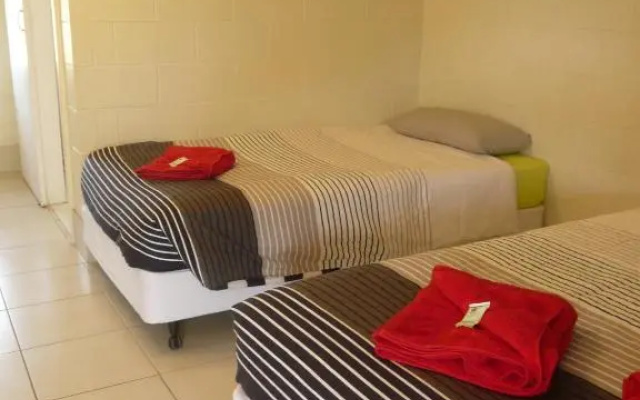Chillagoe Cockatoo Hotel Motel
