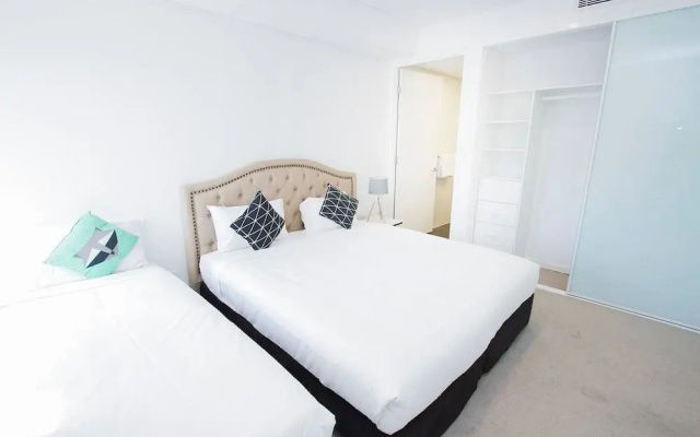 E10 Darling Harbour 2 BDR APT