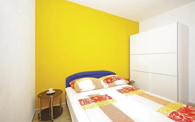 Amazing Home in Makarska With Wifi and 1 Bedrooms