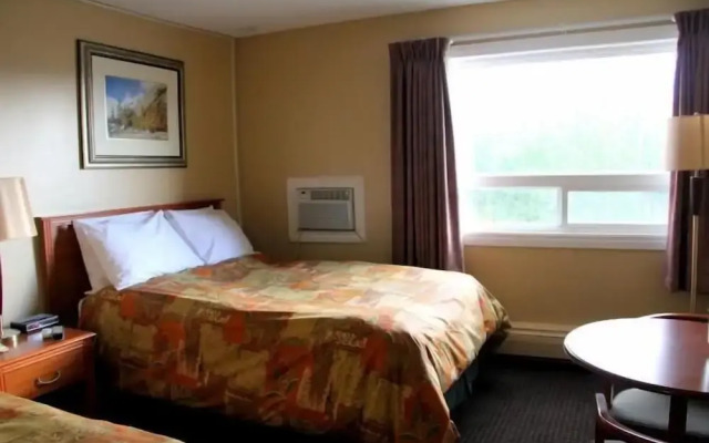 Acorn Motel