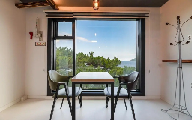 Geoje Big Sol Pension