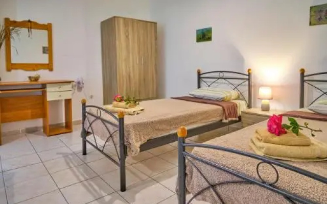Maro Studio & Apartments
