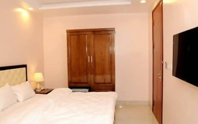 New World Hotel by OYO Rooms
