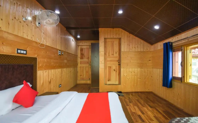 OYO 66476 Hotel Divine Kashmir