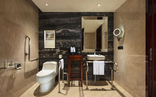 Hilton Foshan