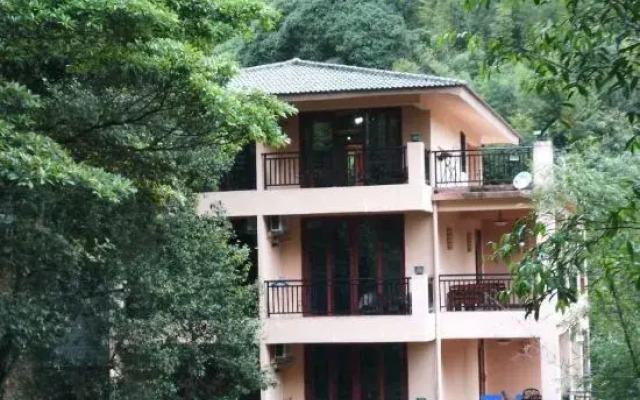 Longmen Nankunshan Yuanshang Homestay