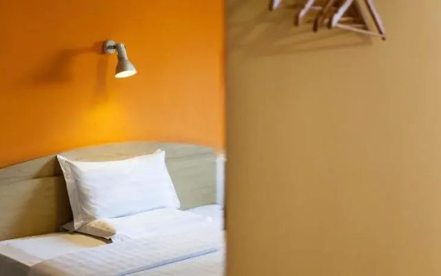 IU Hotel Guangzhou Nanwan Shuixiang