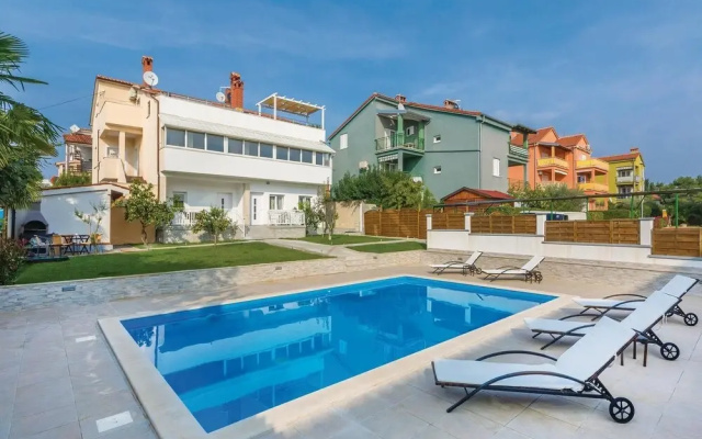Amazing Home in Novigrad With Wifi and 1 Bedrooms