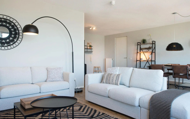 Sea-view Apartment With Balcony